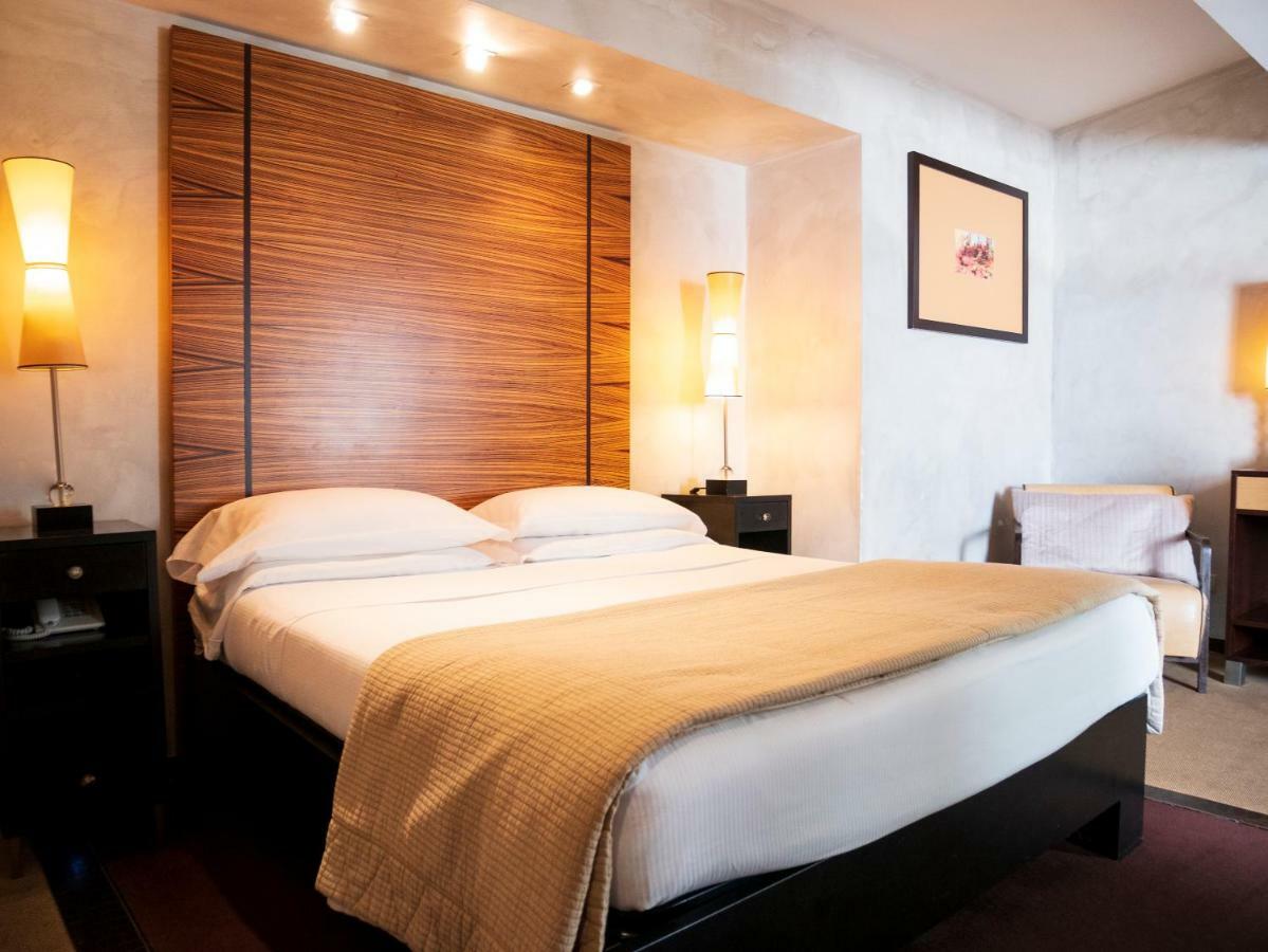 Intown Luxury House Affittacamere 3*